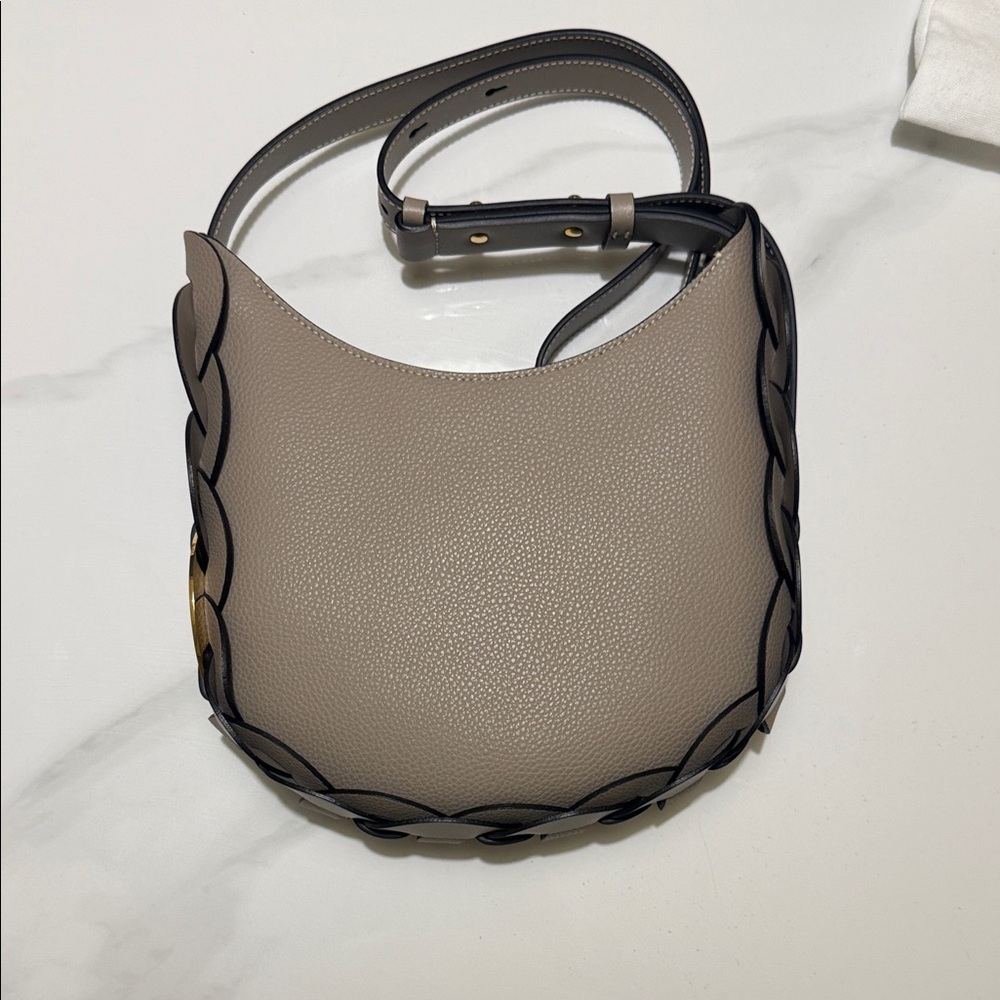 Brand New - Chloe Darryl Handbag - Picture 3 of 6